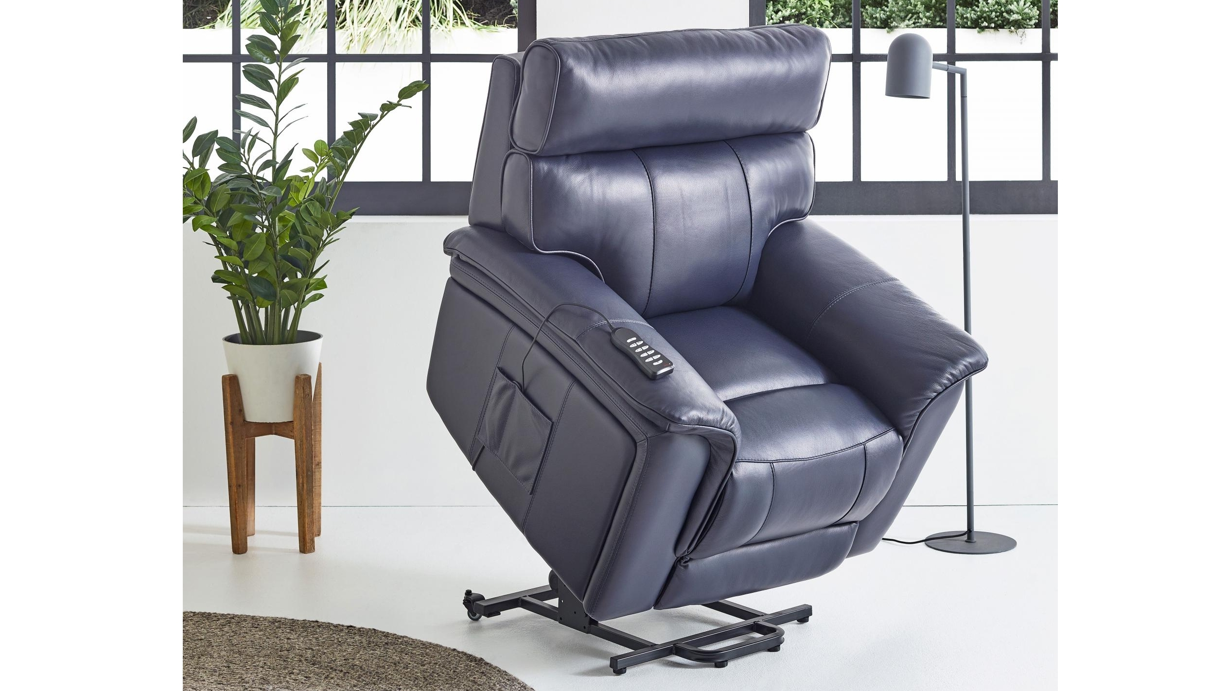 harvey norman lift recliners