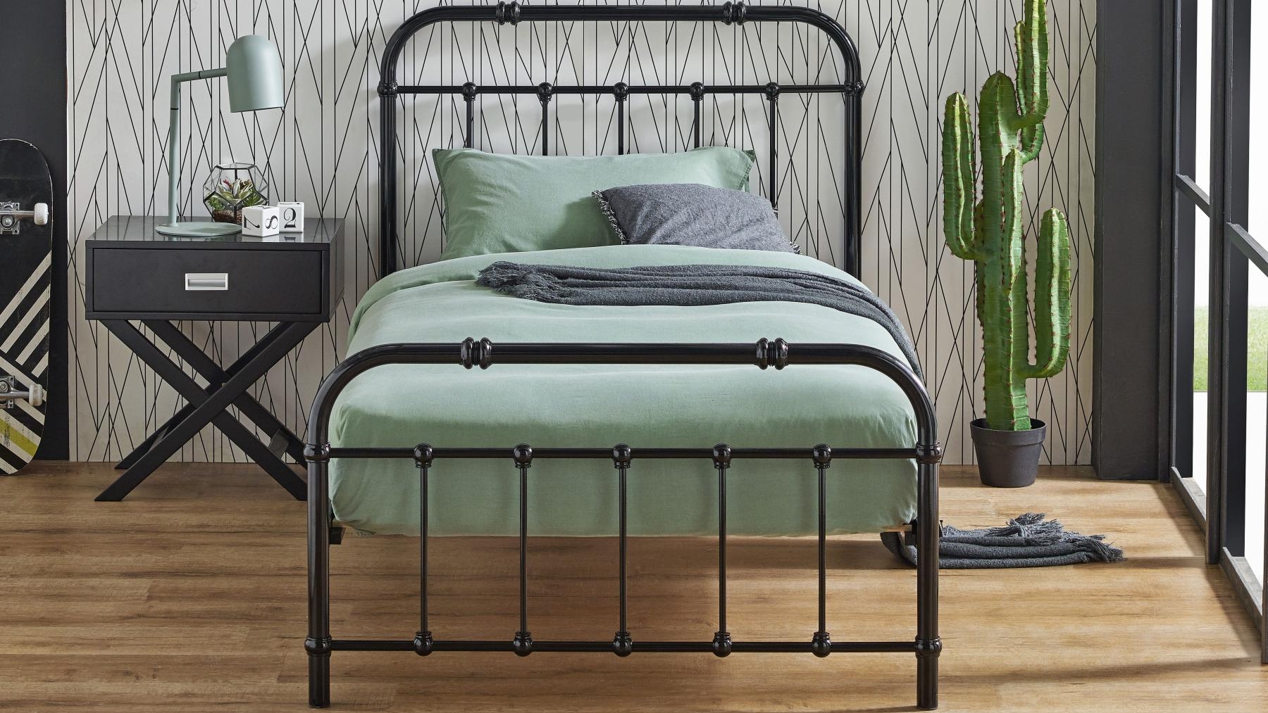 black metal king single bed