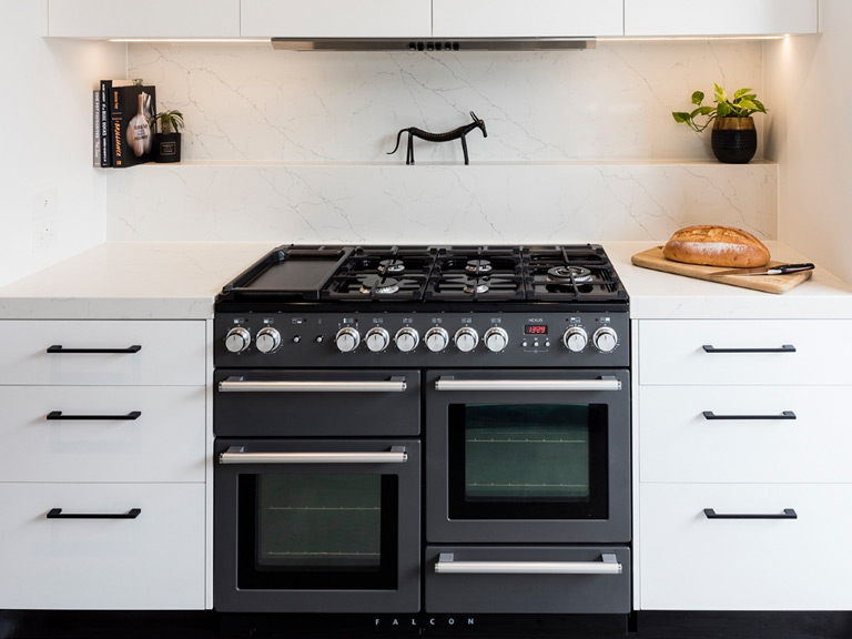 standalone oven and cooktop