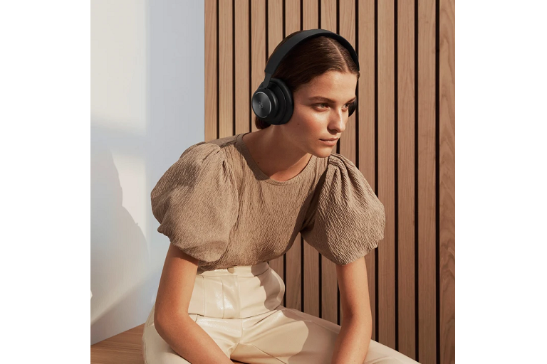 Buy Bang \u0026 Olufsen Beoplay H4 2nd Gen 