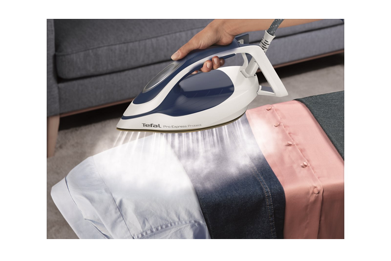 Tefal Pro Express Protect Steam Station 4 2
