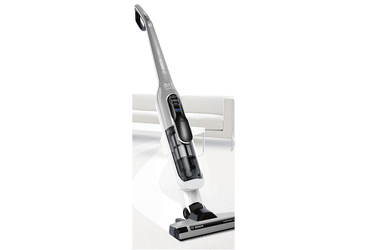 Cleaning with the Bosch cordless vacuum