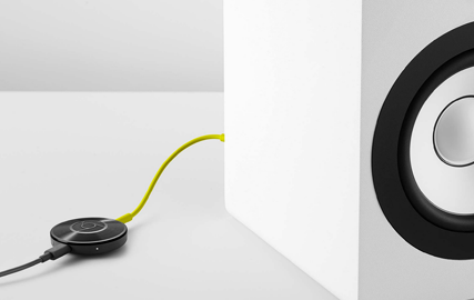 Chromecast Audio plugged in to
speaker.