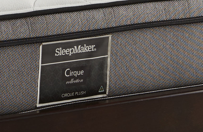 cirque plush mattress