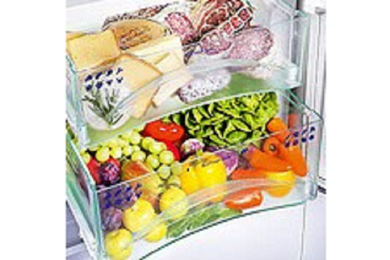 The internal drawers of the Liebherr 585L fridge