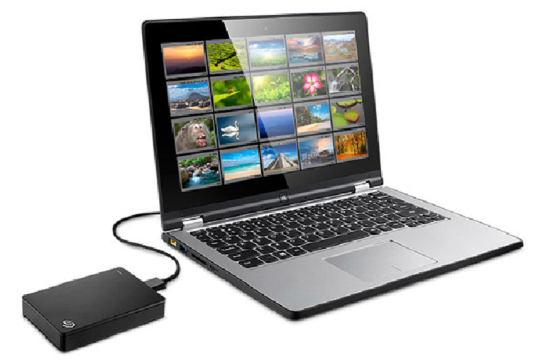 The Segate Backup Plus portable connected to a laptop